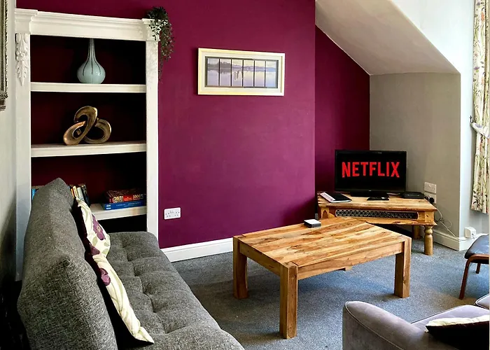 Cosy And Convenient Sunderland Apartment