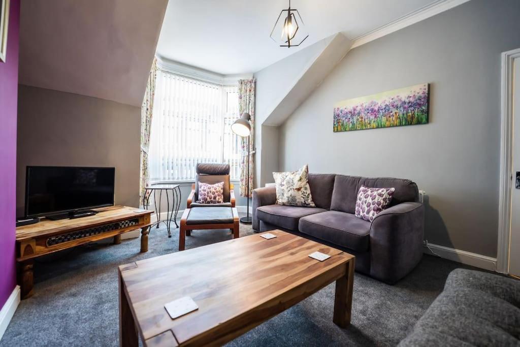 Cosy And Convenient Sunderland *